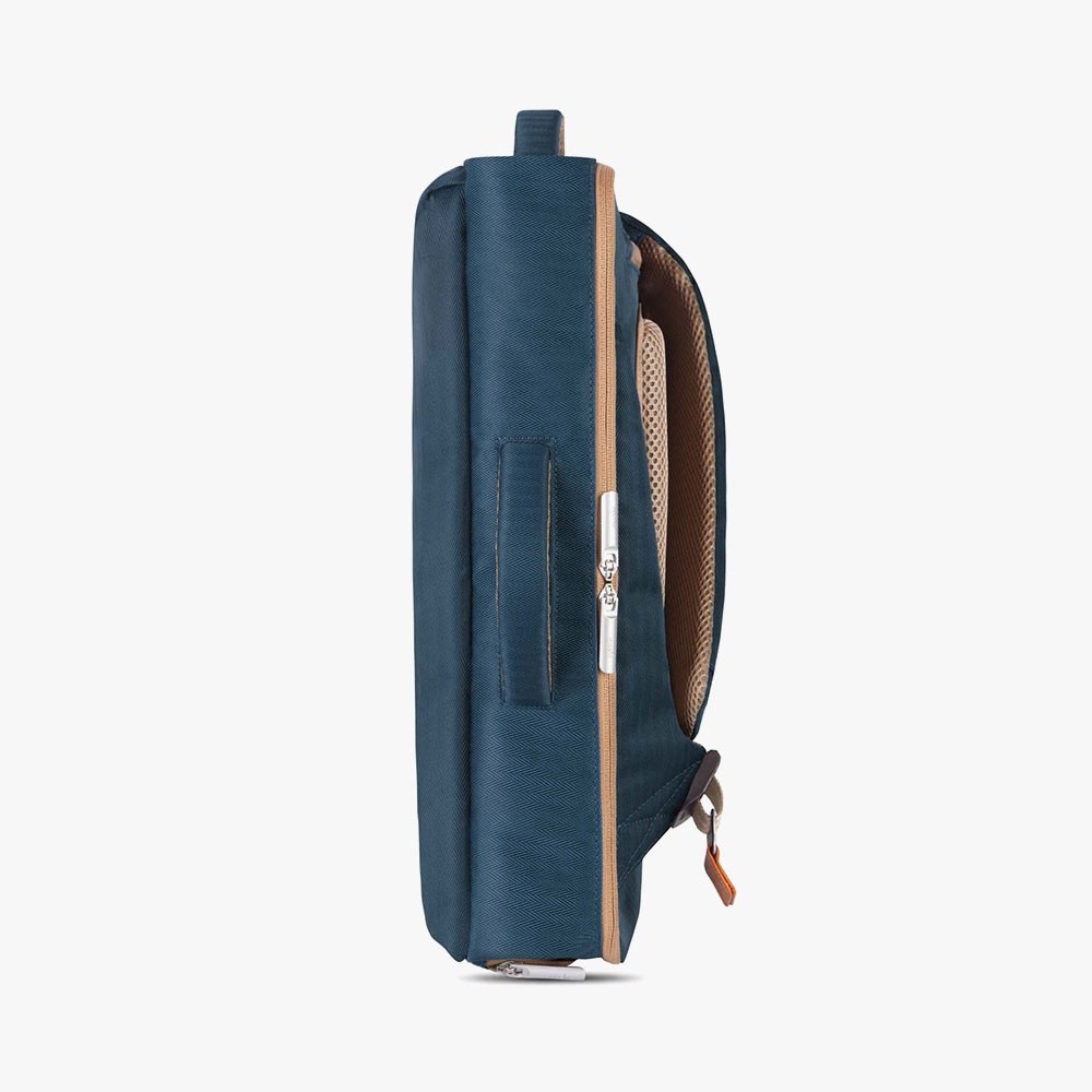 Moshi Latest Venturo Premium Laptop Backpack